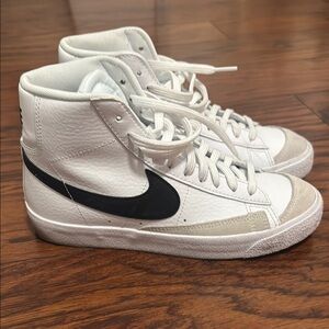 Big Kids Nike Blazers 5.5Y